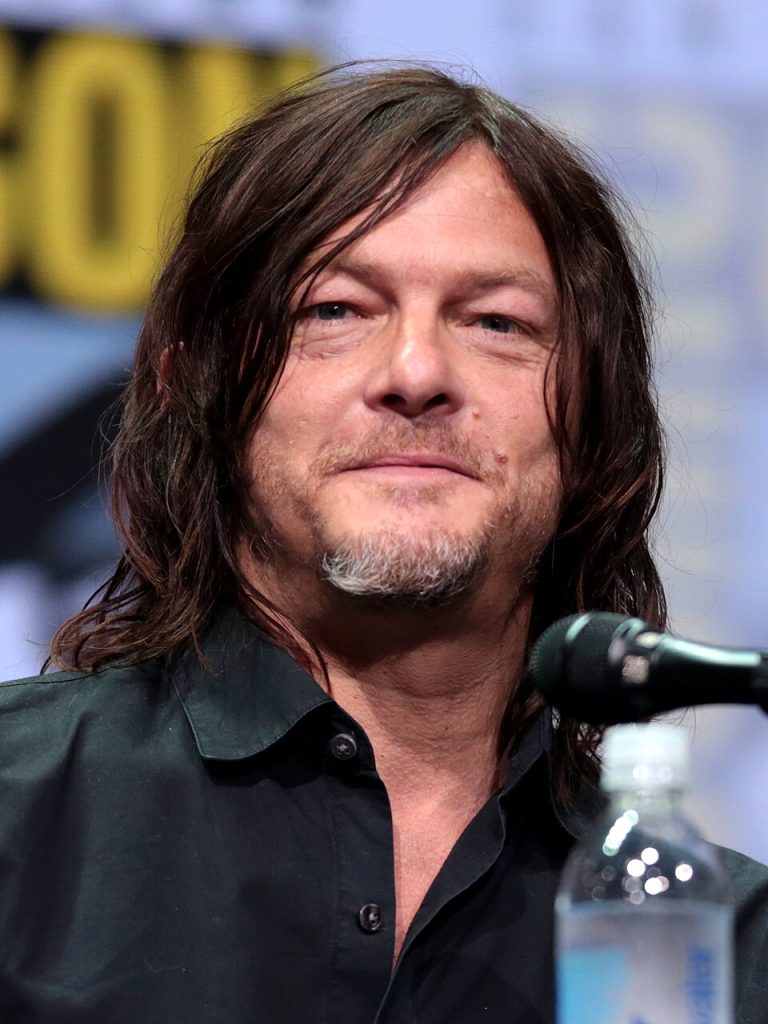 Norman Reedus, cat lover
